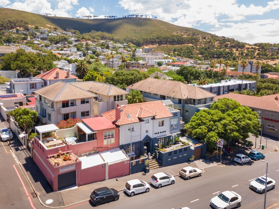 4 Bedroom Property for Sale in Tamboerskloof Western Cape